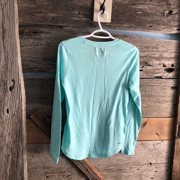 UNDER Armour size Med light turquoise long sleeve graphic print logo top - Picture 3 of 4
